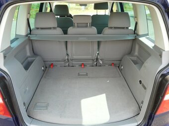 VW Touran 2.0 TDi HIGHLINE-103 KW. Mod. 2006, Bez koroze - 9