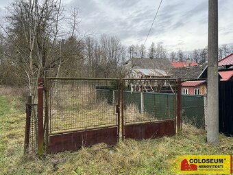 Opatov - RD 3+1, k rekonstrukci, zahrada - rodinný dům - 9