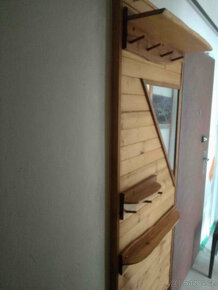 Předsíňová stěna,přírodní lakované dřevo se zrcadlem 174x70 - 9