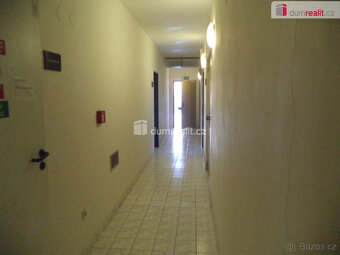 Pronájem komerčního prostoru 80m2 v Havířově - 9