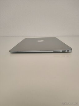 MacBook Air 2017 | i5 • 8GB • 256GB SSD - 9
