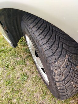 Nissan Tino 2,2 disel - 9