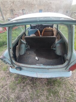 Trabant 601 combi - 9