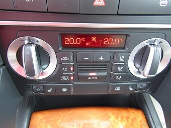Audi A3 1.6i , 75 kW benzín, 2009 - 9