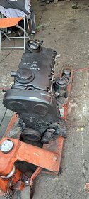 Motor BRE 2.0 tdi 103 kw audi a6 4f a4 8e - 9