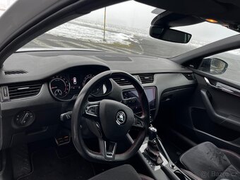 Škoda Octavia RS DSG 4x4 KOMBI CANTON TAŽNÉ PANORAMA - 9