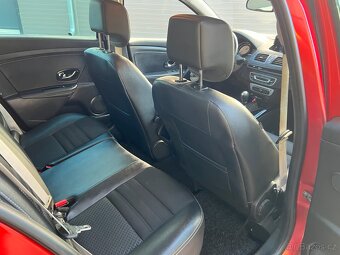 Renault Megane Grandtour 1.6 dCi BOSE Edition 96kw - 9