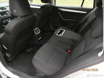 SKODA OCTAVIA 3 COMBI CR - 9