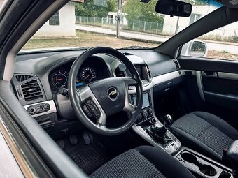 Chevrolet Captiva 2.2 D LS - 9