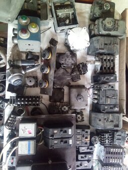 Elektro historické bakelitové - 9
