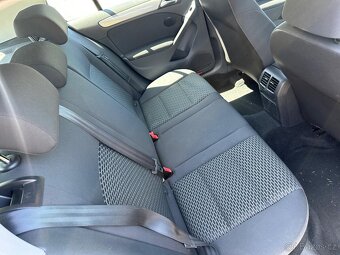 Volkswagen Golf 1.6 TDI 66kw - 9