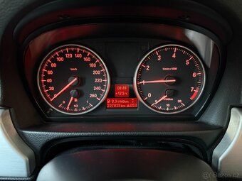 BMW Řada 3, 320i 2.0 125 kW - 9