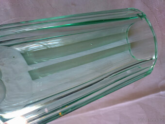 desetihranná váza – zelené sklo - 9