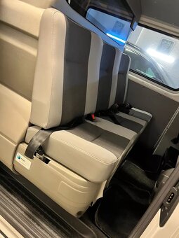 VW T5 TRANSPORTER 2.0 TDI DOUBLECAB 2014 - 9