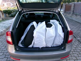 Škoda Octavia Combi 1.4 TSi KLIMA - 9