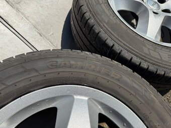 VW Transporter Multivan T5-Alu sada pneu PIRELLI 215/65/16C - 9