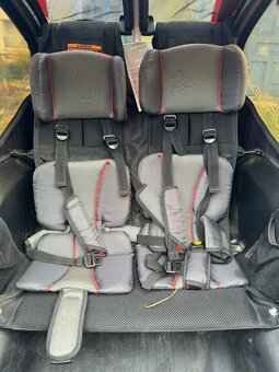 BURLEY Cub X - dvoumístný odpružený dětský vozík s pevným dn - 9