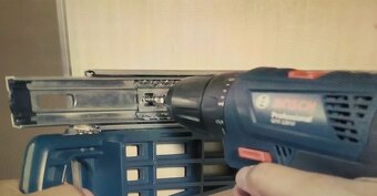 Magnetický přípravek pro vrtání pojezdů šuplíků do skříněk - 9