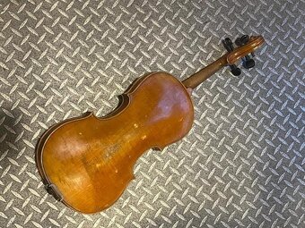 Housle Nicolaus amati - 9