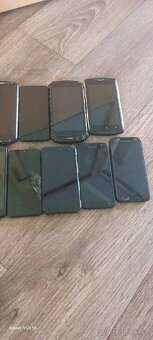 Iphone, Android NA Náhradní Díly - 9