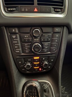 Opel Meriva 1.4 turbo 103kw - 9