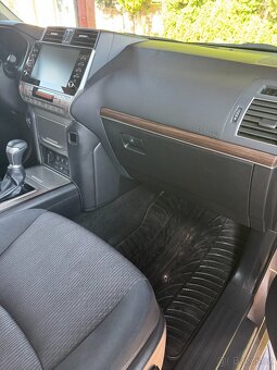 Toyota Land Cruiser 2022 - 9
