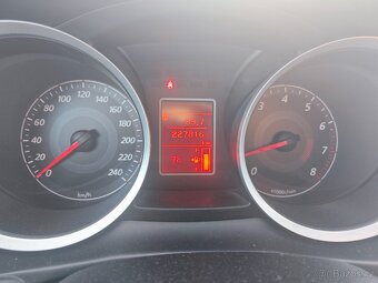 Mitsubishi Lancer 1.5 80kw LPG bifuel sportback 2010 - 9