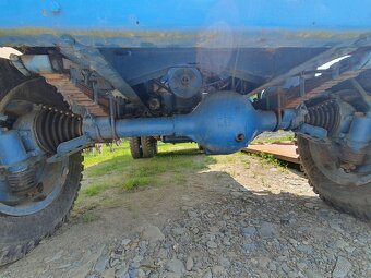 V3S 3-Stranný sklápěč - 9