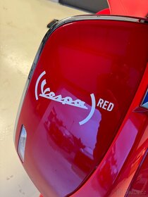 Piaggio Vespa 946 Red Edition - 9