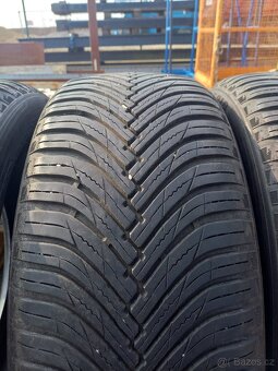 Pneu 225/45 R18 95W celoroční pneumatiky - 9