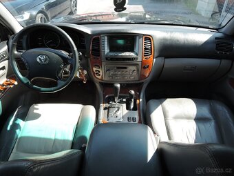 Toyota Land Cruiser 100 4,2 TD Aut. 2006 - 9