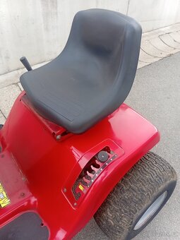 Prodám zahradní traktor Murray 12.5Hp - 9