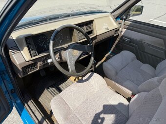 ŠKODA FAVORIT 135LS - 1.majitel - Garážováno - Pěkný - 9