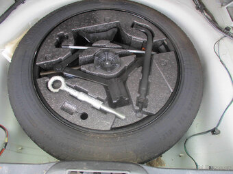 VOLVO XC70 2,4D 120KW CROSSCOUNTRY AWD GPS XENON 2013 - 9