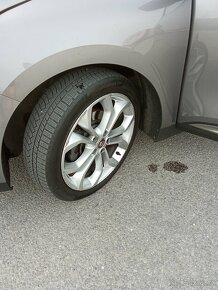 Prodám Renault Grand Scenic 1,8 - 9