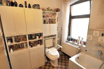 Vícegenerační dům u hranic s Českem - 9