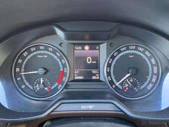 Škoda Octavia, Scout 2,0TDI/135kW DSG 4x4 ČR - 9