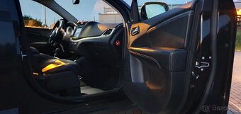 Fiat Freemont Black Code 2.0 Multijet 170k 4x4 AUT - 9