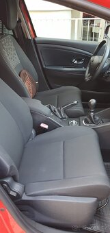 Reno Megane Grandtour 1.5dci 81 kw - 9