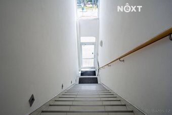 Pronájem komerční Obchodní prostory, 300㎡ - 9