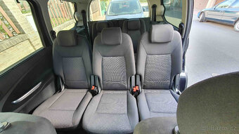 Ford Galaxy 2.0 TDCi • 2007 • 103 kw • 2 sady kol • 7 míst - 9