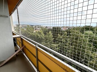 Prodej prostorného bytu 3+1 upravený na 4+1, 4x lodžie, Hrad - 9