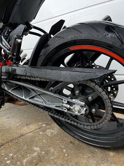 KTM Duke 125 - 9