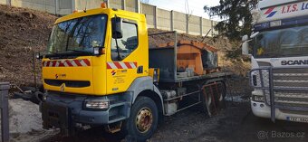 Renault kerax 360 6x4 valník - 9