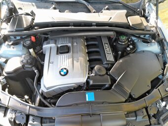 Bmw e90 325i - 9