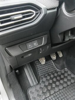 Dacia Sandero, Lpg, serviska, Záruka - 9