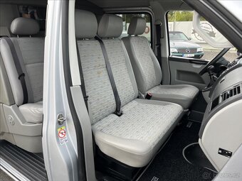 VW T5 Transporter 2,0TDi, 6Míst, velmi pěkný bez koroze - 9