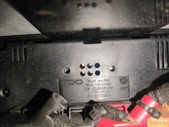 Rádio Delta6, VW Passat B5.5 2004 - 9