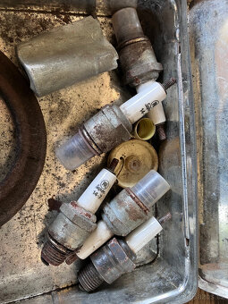 Prodám ND na: Volha Gaz a škoda octavia - 9