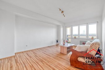 Pronájem bytu 2+1 s lodžií i balkonem, 60 m2, Žižkova, Karvi - 9